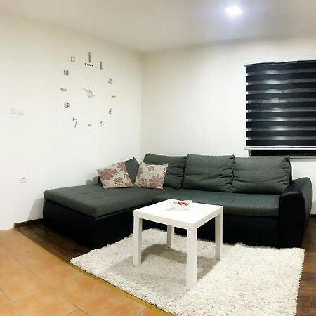 Modern Apartment Brčko Esterno foto